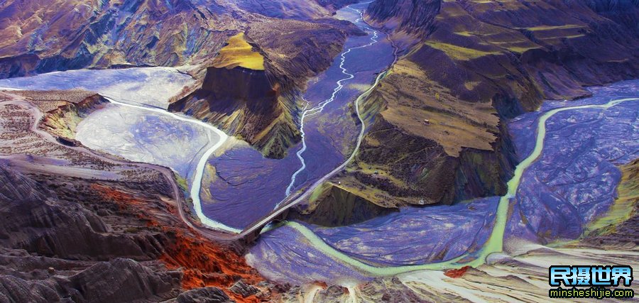 2021新疆摄影团 新疆摄影旅游线路 红山大峡谷