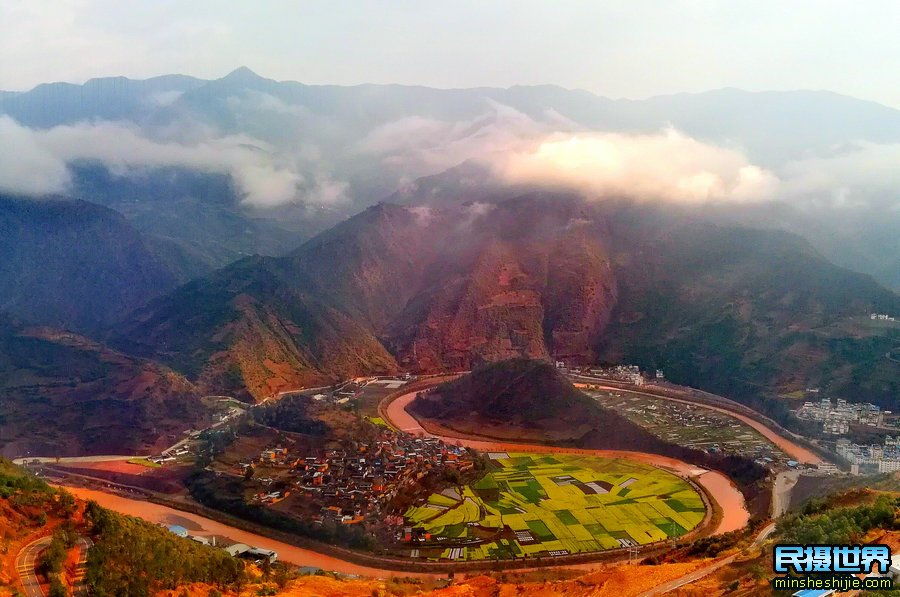 中国最美樱花摄影团-含大理古城-腾冲银杏古城-八卦太极峡谷雪山-独龙族纹面