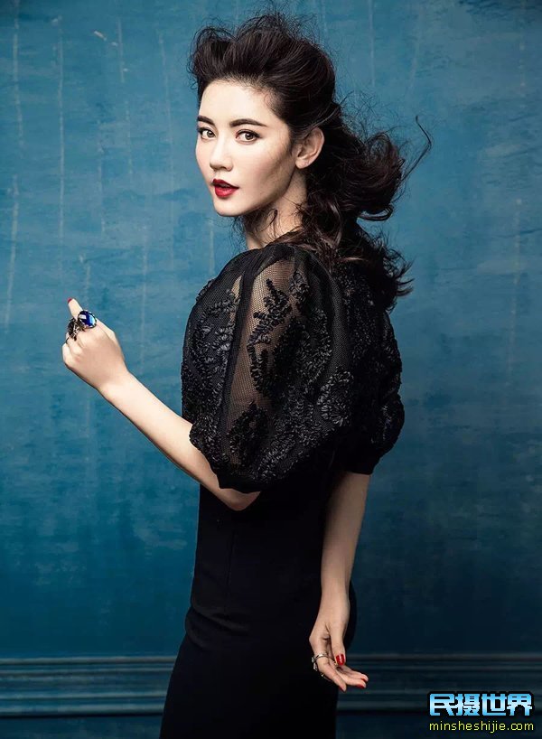民摄世界-高端时尚的封面人物写真拍摄方式-你知道吗?