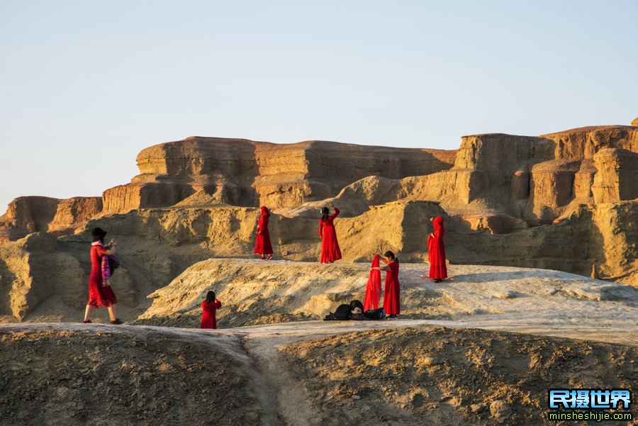 9月秋季新疆摄影团-一次金秋北疆大环线深度摄影团-一次看遍北疆秋色美景摄影团