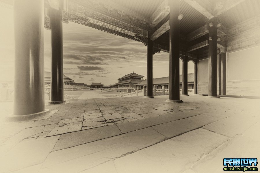 赵力老师,我很荣幸认识了他,看他的建筑摄影作品,绝对是一种享受