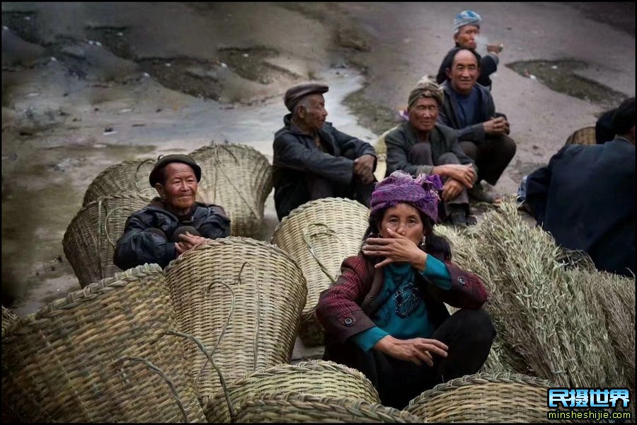 大凉山摄影团-大凉山人文深度摄影团-感受大凉山人文纪实原始摄影风貌