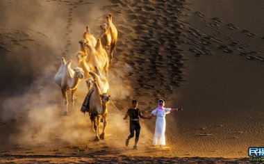 新疆鄯善库木塔格沙漠简介与摄影作品