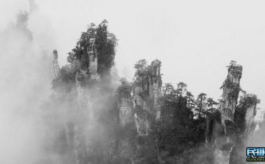 张家界天子山旅游摄影是一次美妙的体验，感受张家界天子山摄影的乐趣