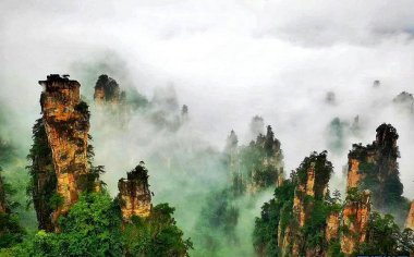 张家界旅游几月份去好？4月份去张家界怎么样？5月 6月 7月 8月 9月 10月 11月份呢？